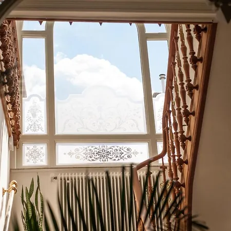 Bed and breakfast B'guest Sleep & Retreat 4*