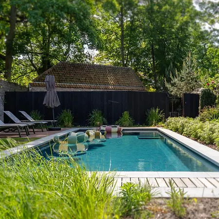 Bed and breakfast B'guest Sleep & Retreat